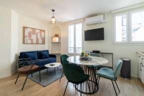 B3#Two Bedrooms#Champs Elysées#Arc de Triomphe#AC